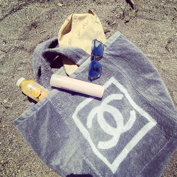 CHANEL Vintage cotton beach Tote - Picture 3 of 13